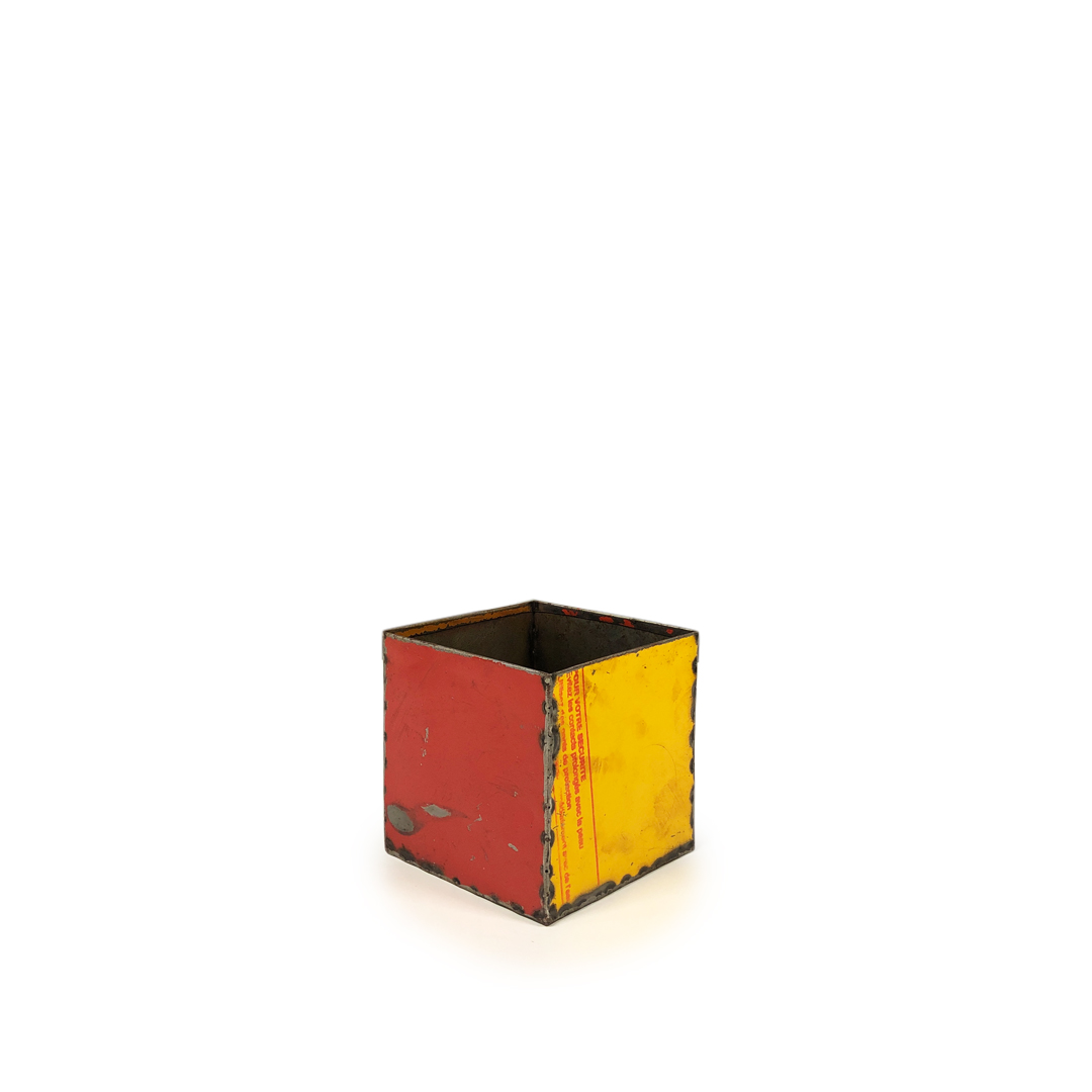 Blumentopf 20 x 20 cm aus recycelten Ölfässern Made in Burkina Faso