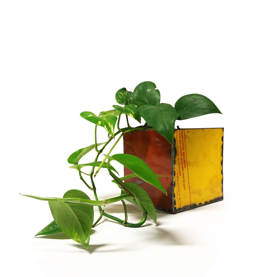Blumentopf 15 x 15 cm aus recycelten Ölfässern Made in Burkina Faso
