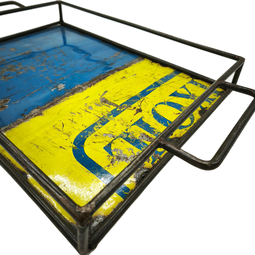 Tablett L 40 x 30 cm aus recycelten Ölfässern
 Made in Burkina Faso